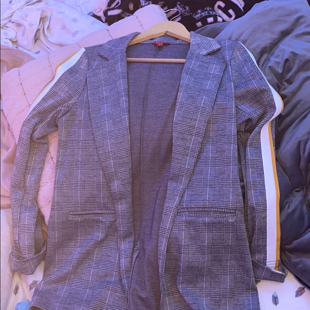 Guess brand plaid jacket